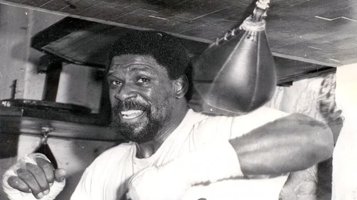Ronnie Lyles Photo 24