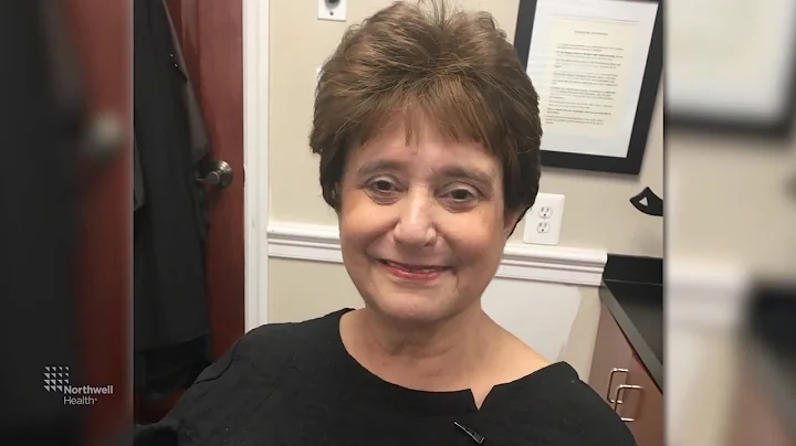 Lynda Cooper Photo 31