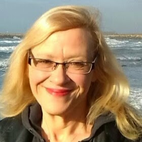 Gail Hoffman Photo 10