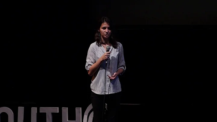 Angelina Richardson Photo 16