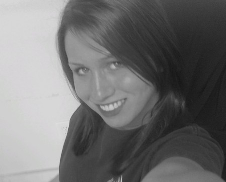 Heidi Bennett Photo 17