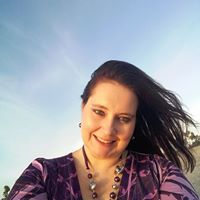 Amy Schubert Photo 5