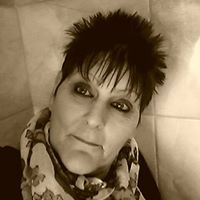 Elizabeth Forde Photo 1