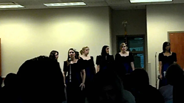 Laura Schenke Photo 6
