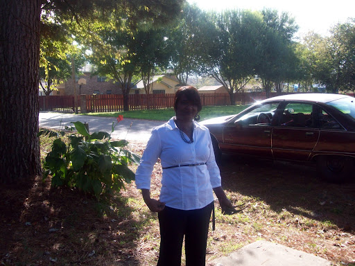 Catherine Bassett Photo 11