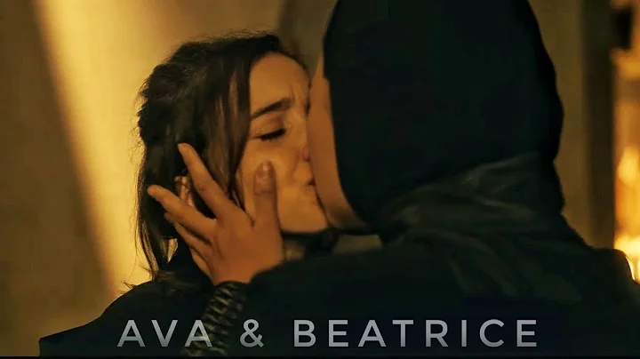 Beatrice Stark Photo 10