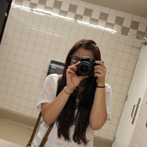 Valerie Tomlinson Photo 8