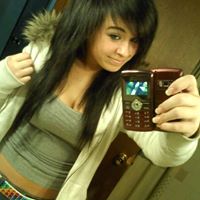 Hallie Carter Photo 4