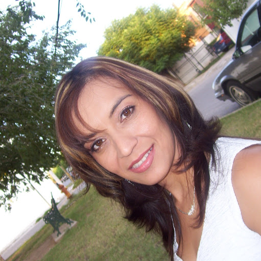 Leticia Ramos Photo 12