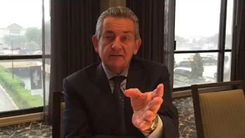 Stephen Urquhart Photo 23