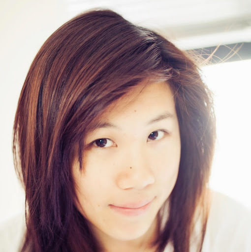 Christine Gee Photo 15