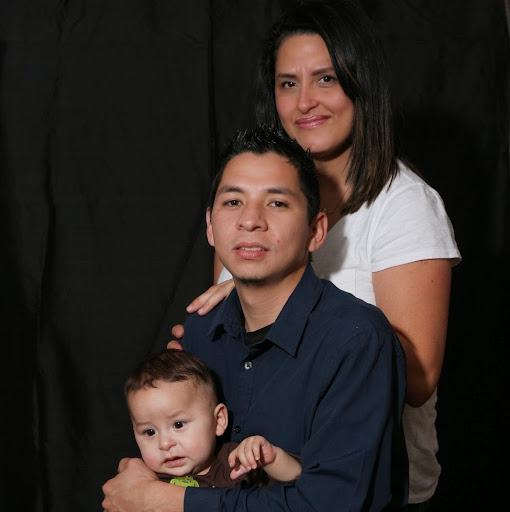 Moises Henriquez Photo 11