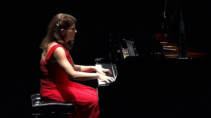 Jill Lawson Photo 35