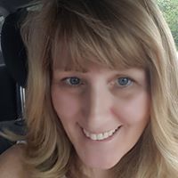Lori Collins Photo 8