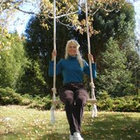 Carol Young Photo 7