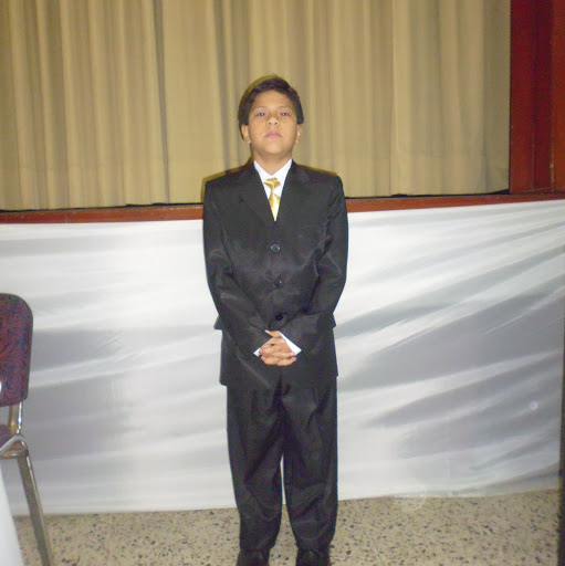 Percy Mendoza Photo 9