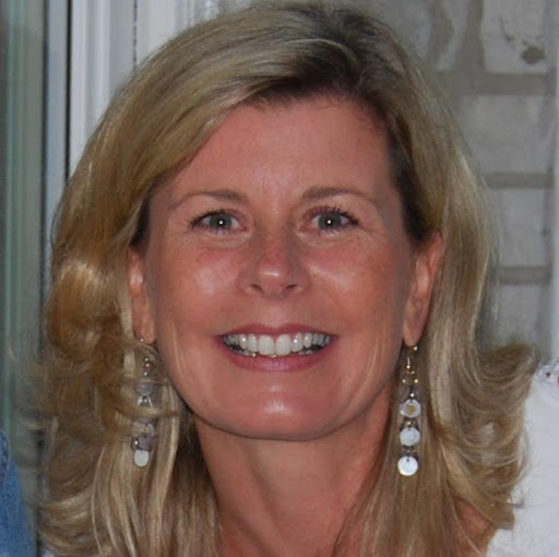 Judy Burns Photo 17