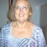 Vicki Manuel Photo 5