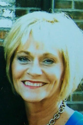 Becky Griffith Photo 13