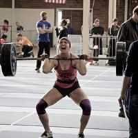 Dana Reinhardt Photo 9