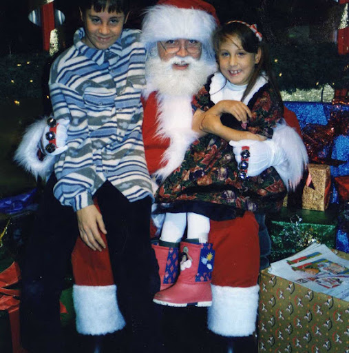 Debbie Davidson Photo 15