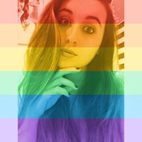 Sarah Roberts Photo 9