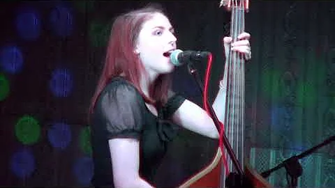 Donna Bass Photo 34