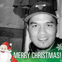 Robin Alvarez Photo 5