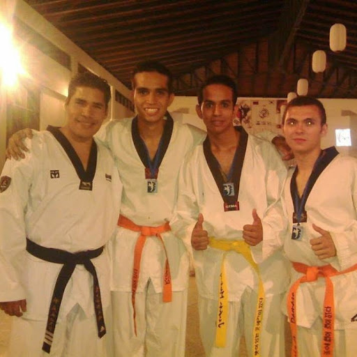 Ricardo Sanchez Photo 12