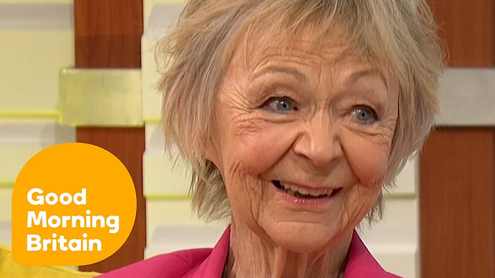 Sheila Reid Photo 35
