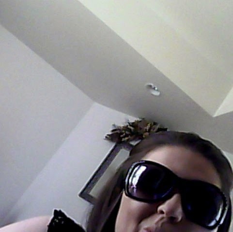 Rachel Dobbins Photo 15