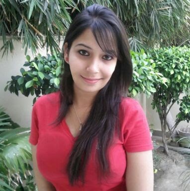 Sukhpreet Kaur Photo 13