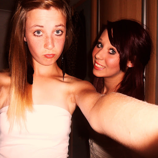Ria Smith Photo 16