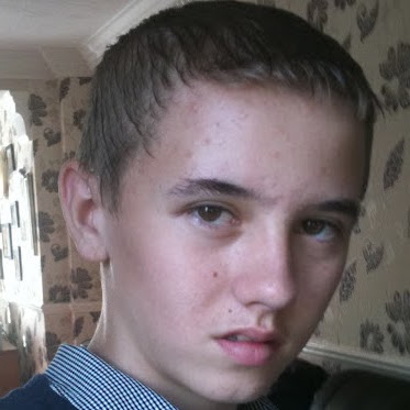 Tom Blue Photo 12