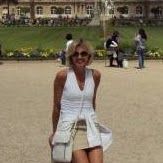 Julie Butler Photo 14