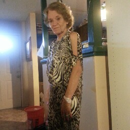 Linda Fusco Photo 16