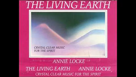 Annie Locke Photo 17