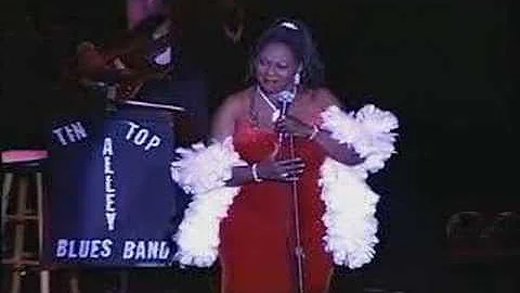 Sandra Reaves Photo 28