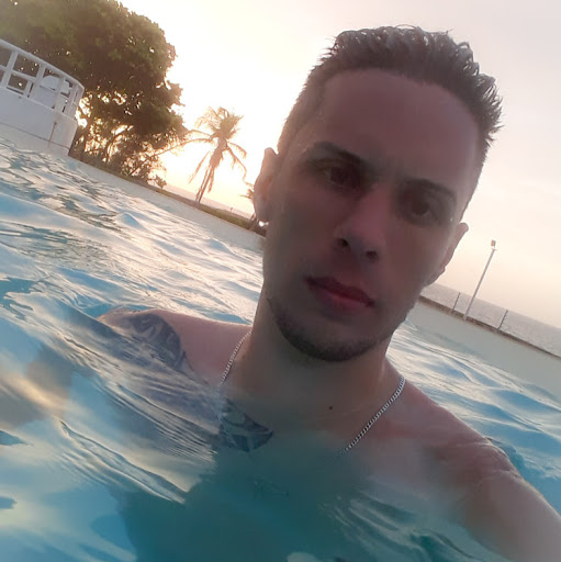 Carlos Orta Photo 16