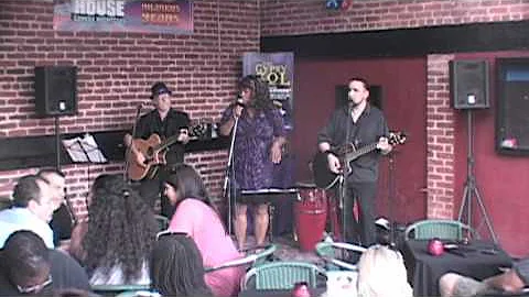 Sandra Benton Photo 32