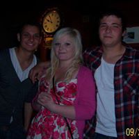 Nicola Edwards Photo 6