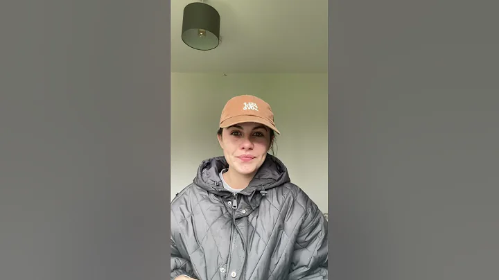 Chloe Cummings Photo 20