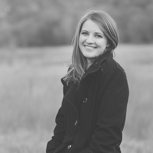 Kristin Hilton Photo 9