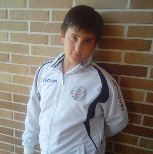 Victor Esteban Photo 16