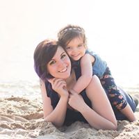 Elizabeth Weir Photo 6