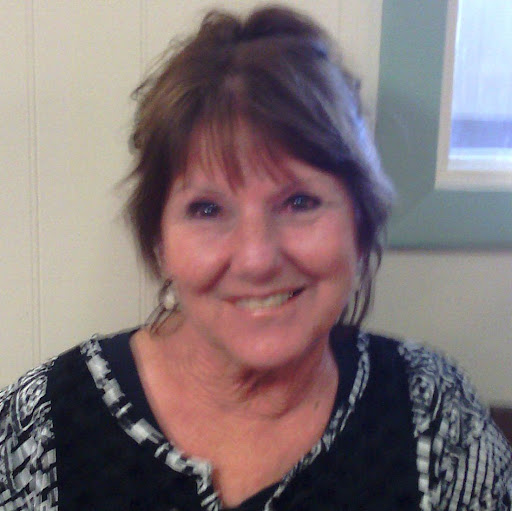 Vicki Berry Photo 13