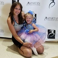 Amber Lott Photo 7