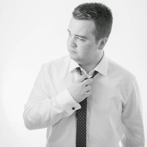 Sam Knight Photo 15