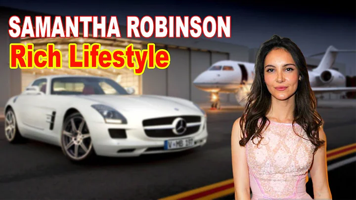 Samantha Robinson Photo 22