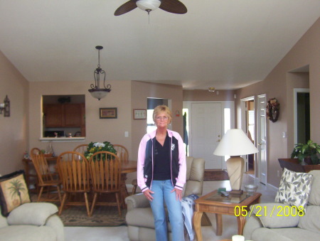 Sharon Schultz Photo 16